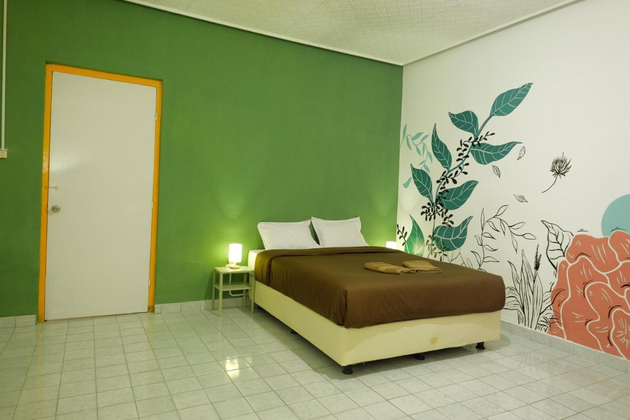 Snooze Malang Hostel Luaran gambar